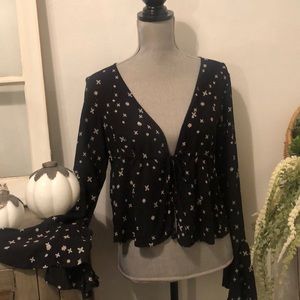 Bohemian patterned bell sleeve blouse